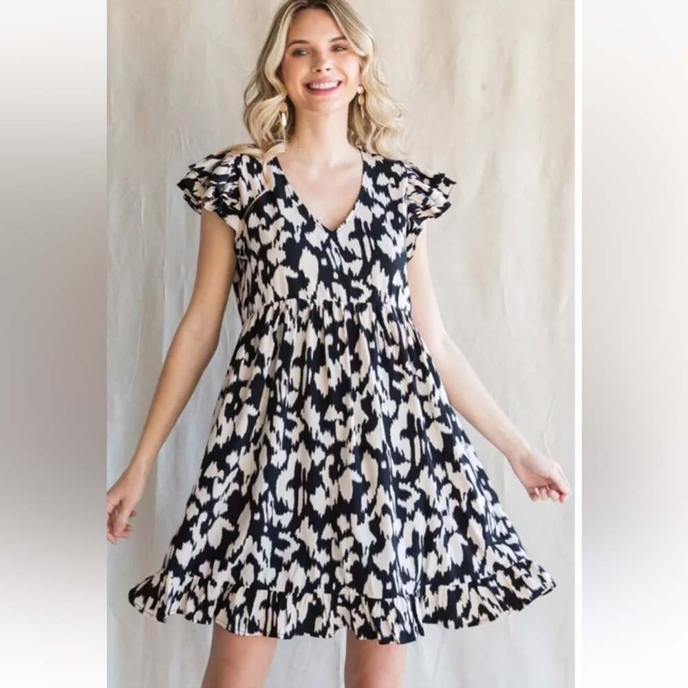 Jodifl Dress Womens Large Black Cream Baby Doll Butterfly Sleeve Ruffle Hem